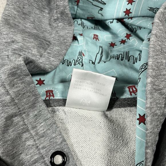 Barstool Sports Hoodie Mens M Gray Sweatshirt Pullover Chicago Embroidered Logo - Picture 3 of 11